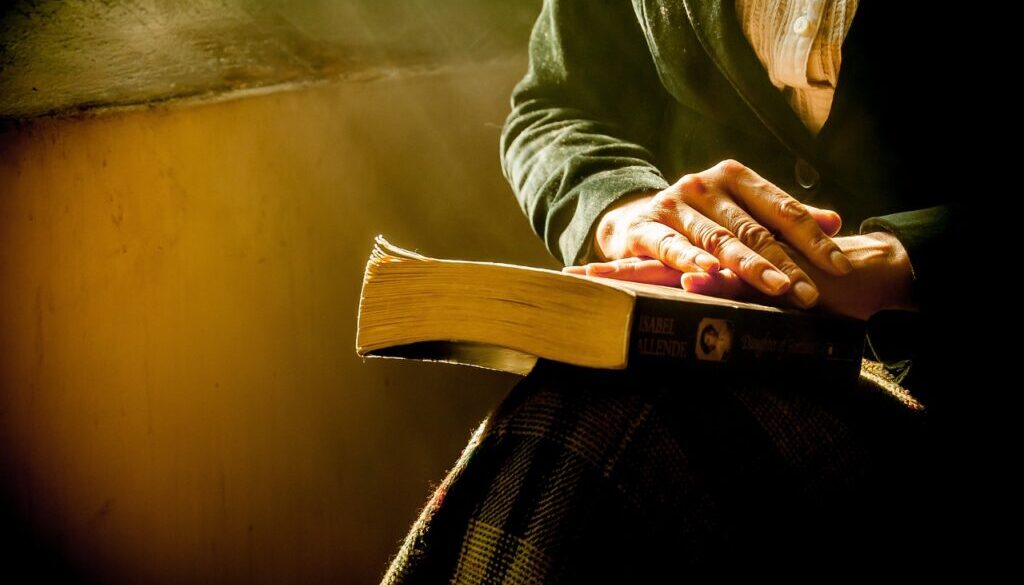 book woman hands reflecting bible 1421097